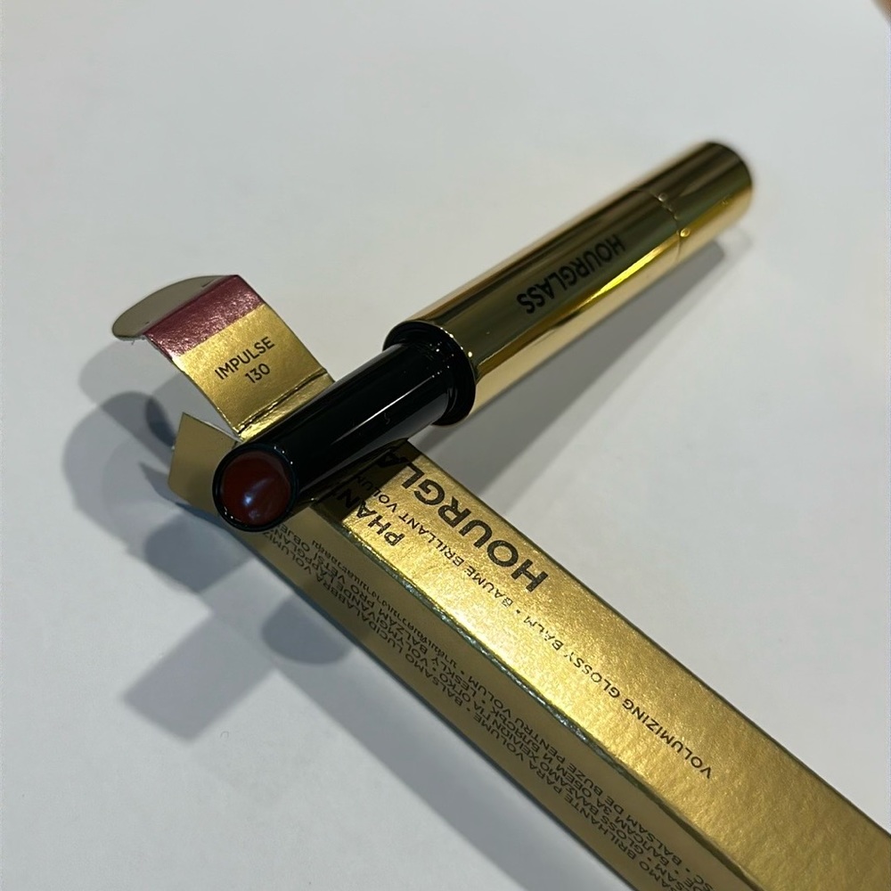 HOURGLASS - Picture 3 of 3